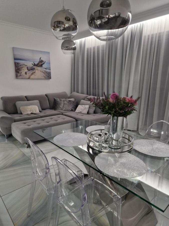 Maxim Apartment Pobierowo Bagian luar foto